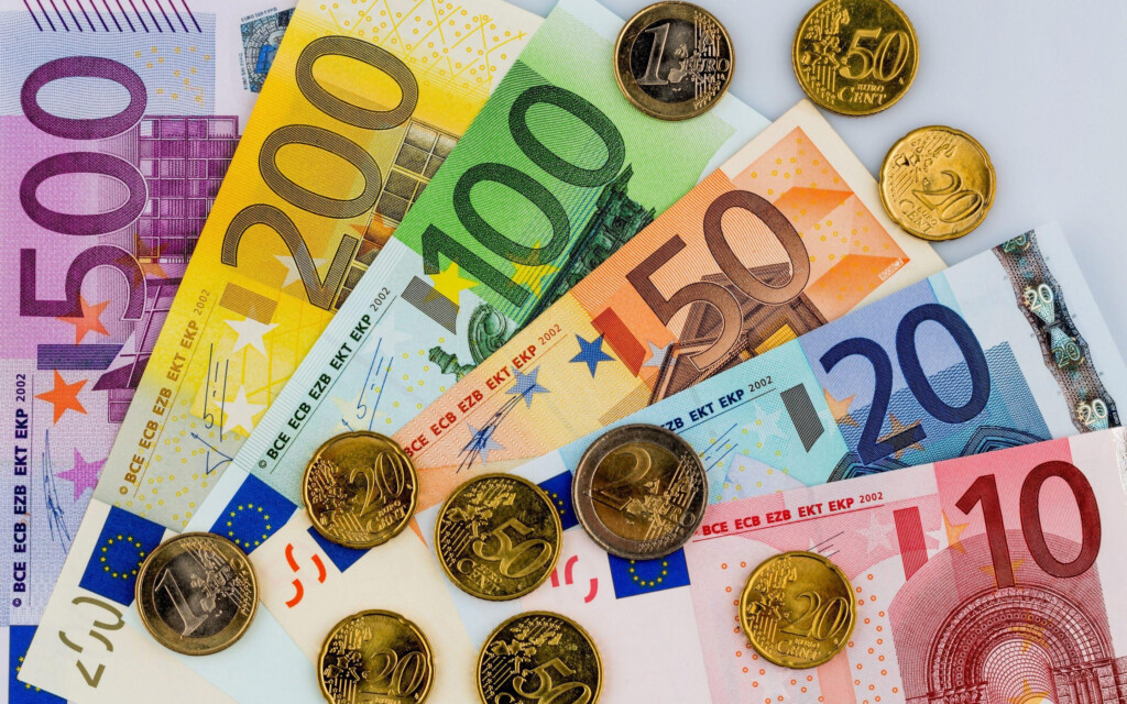Euro Money Wallpapers Top Free Euro Money Backgrounds WallpaperAccess