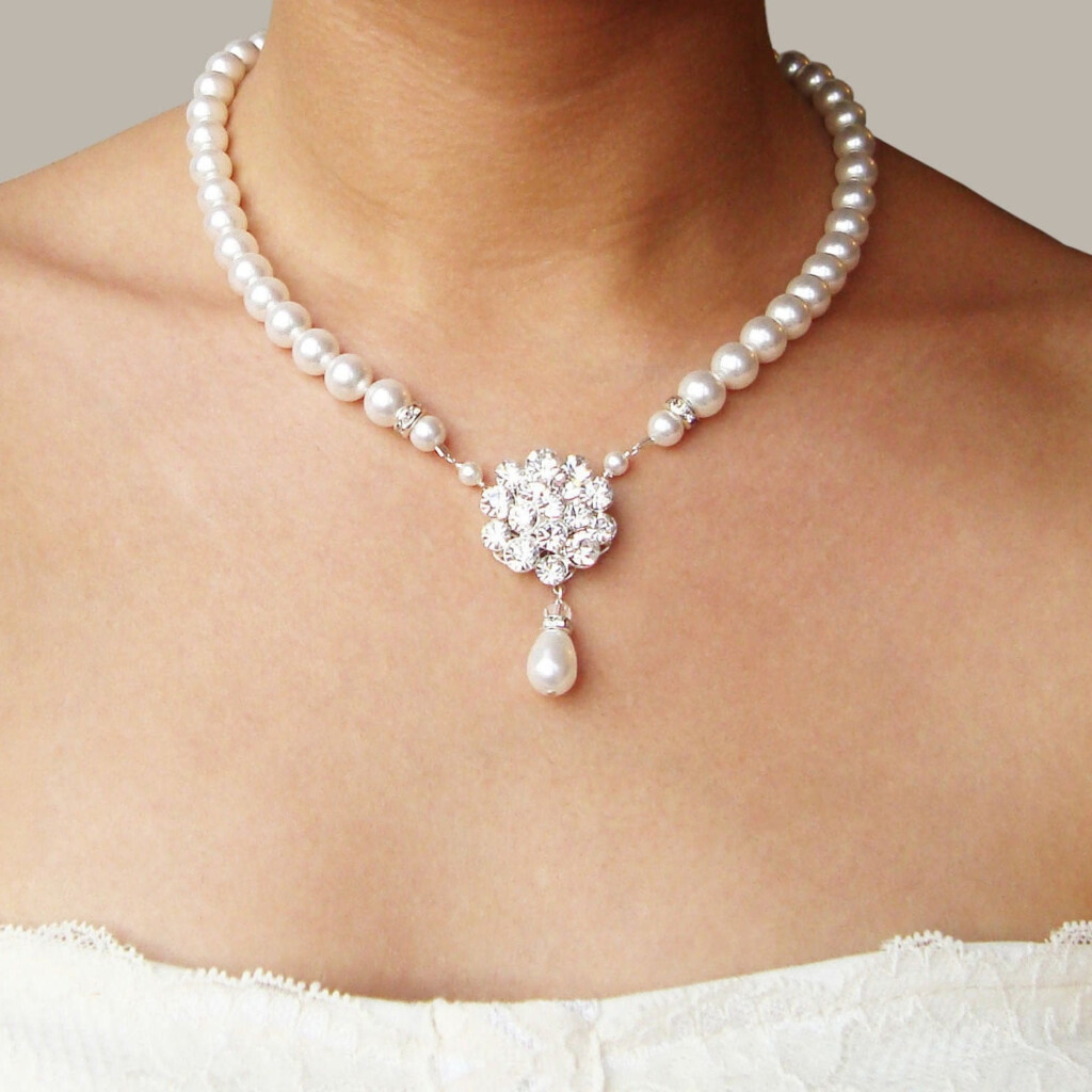 Vintage Pendant Necklaces