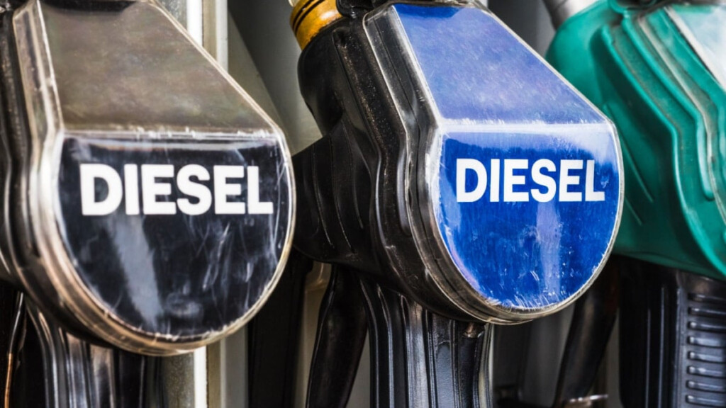 What Color Is Diesel Fuel 